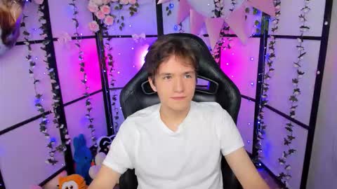 Ethan online show from 10-11-25, 08:51