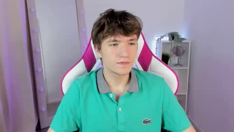 Ethan online show from 10-12-25, 08:41