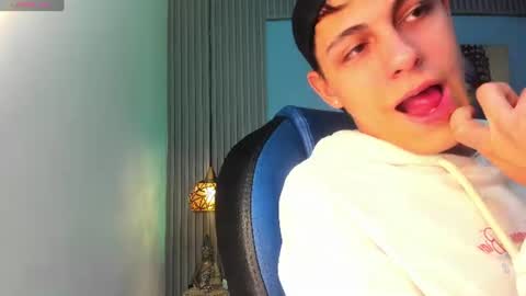 Snapshot of ethanx18 chatting on 06-17-26, 03:42 ethanx18 online show from 06-17-26, 03:42