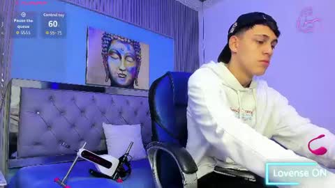 Snapshot of ethanx18 chatting on 07-12-26, 04:25 ethanx18 online show from 07-12-26, 04:25