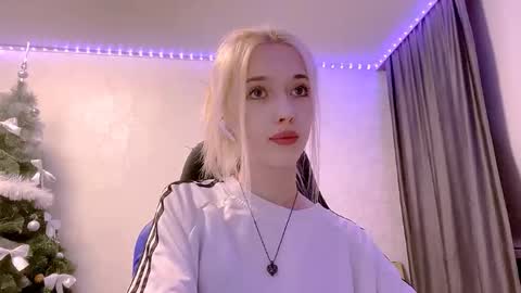 Snapshot of eufemiazurawski chatting on 02-06-26, 01:36 Tali online show from 02-06-26, 01:36