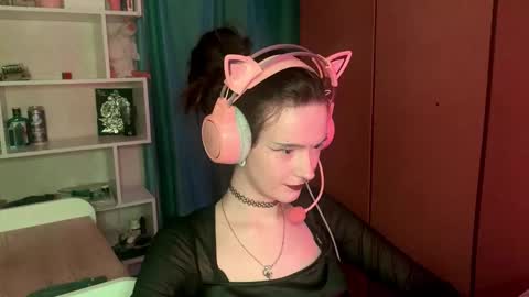 Snapshot of eunabiddlecome chatting on 02-24-26, 11:08 Kate online show from 02-24-26, 11:08