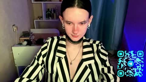 Kate online show from 04-12-26, 11:04