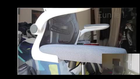 Snapshot of eunile chatting on 06-07-26, 11:58 eunile online show from 06-07-26, 11:58