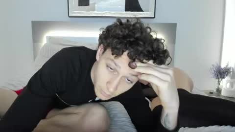 euphoric_vic_ online show from 03-25-26, 12:16