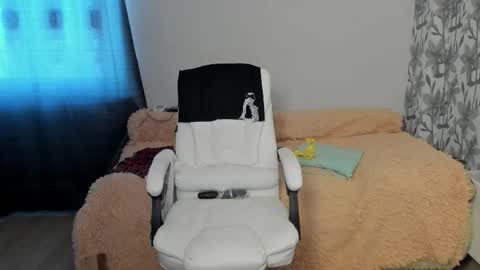 Snapshot of eva_7777 chatting on 02-17-26, 02:30 Eva online show from 02-17-26, 02:30