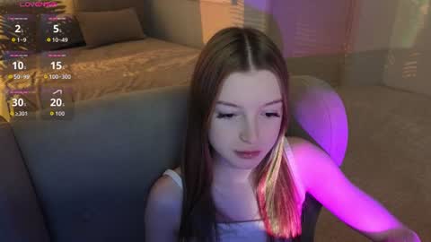 Snapshot of eva__thompson chatting on 07-20-26, 02:04 Eva online show from 07-20-26, 02:04