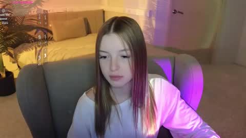 Snapshot of eva__thompson chatting on 07-30-26, 12:53 Eva online show from 07-30-26, 12:53