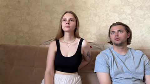 Snapshot of eva_calvin chatting on 06-17-26, 04:37 Eva Calvin online show from 06-17-26, 04:37