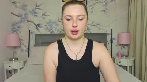 Eva online show from 04-15-26, 12:23