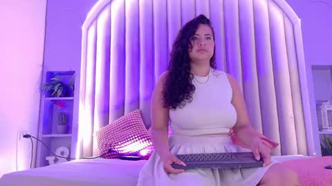 Snapshot of eva_daemon chatting on 05-29-26, 12:25 EVA DAEMON online show from 05-29-26, 12:25