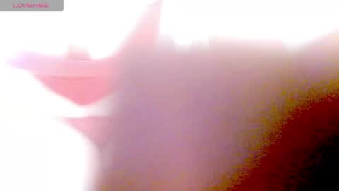Snapshot of eva_hoot1 chatting on 05-28-26, 01:41 EVA online show from 05-28-26, 01:41