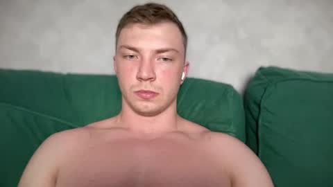 Snapshot of eva_iron chatting on 04-29-26, 10:49 Eva and Iron online show from 04-29-26, 10:49
