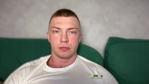Snapshot of eva_iron chatting on 05-12-26, 10:40 Eva and Iron online show from 05-12-26, 10:40