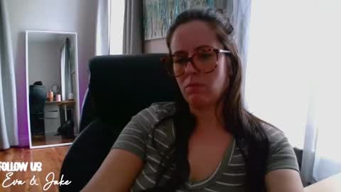 Snapshot of eva_jake chatting on 02-19-25, 07:59 Eva Jake online show from 02-19-25, 07:59