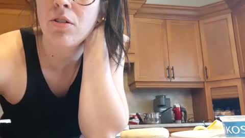 Snapshot of eva_jake chatting on 03-10-25, 04:57 Eva Jake online show from 03-10-25, 04:57