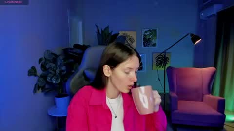 Snapshot of eva_leeee chatting on 07-02-26, 05:13 Eva online show from 07-02-26, 05:13