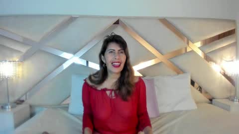 Snapshot of eva_loretti chatting on 02-14-25, 03:00 online show from 02-14-25, 03:00
