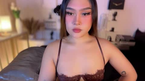 Queen Eva Mazikeen online show from 03-13-26, 09:10