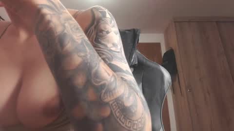 Eva cute online show from 04-01-26, 01:41