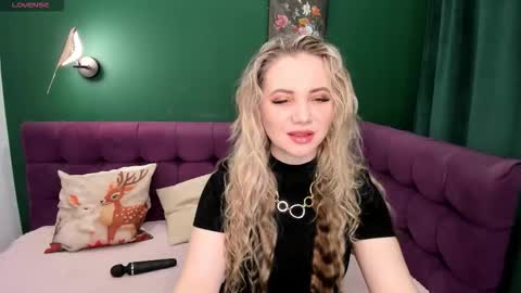 Eva 3 online show from 03-23-26, 01:42