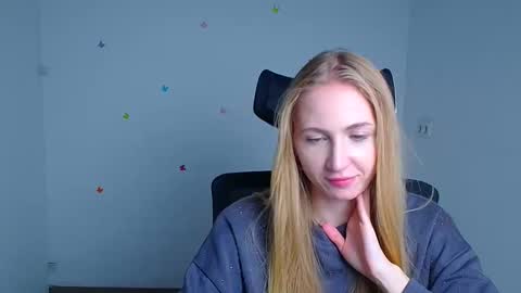 Eva online show from 10-25-25, 11:29