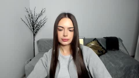 Eva online show from 03-25-26, 06:14