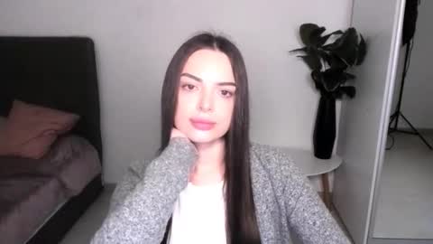 Eva online show from 03-31-26, 10:59