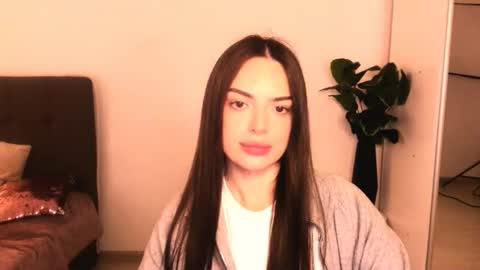 Eva online show from 04-11-26, 04:00