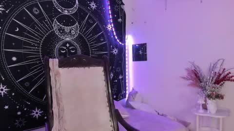 Eva  online show from 02-21-26, 08:37