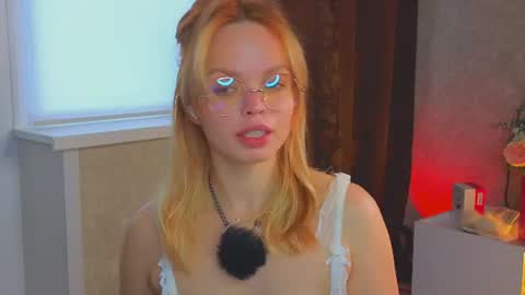 Hi there i am Eva and i wish create a nice community with you so join my Ticket Show for more pleasure online show from 06-28-26, 11:49