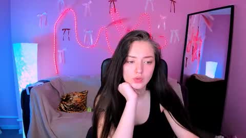 Eva online show from 03-19-26, 06:39