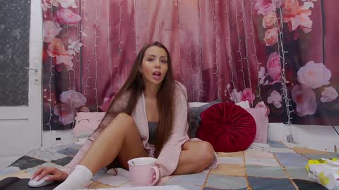 Eva online show from 02-04-25, 03:26