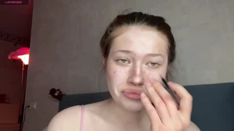 eva varnerr online show from 04-04-26, 08:50