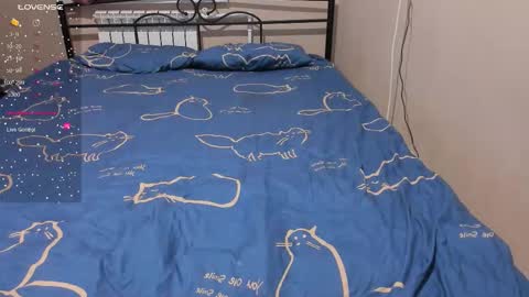 Eva online show from 12-21-25, 01:18