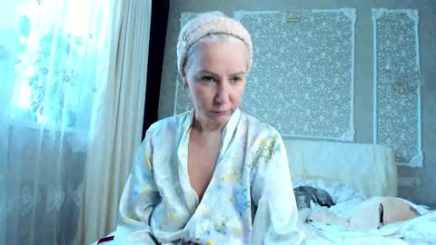 Snapshot of evaa1980 chatting on 01-06-26, 10:41 Eva online show from 01-06-26, 10:41