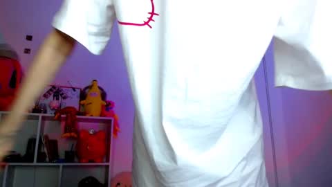 Eva online show from 12-28-24, 06:39