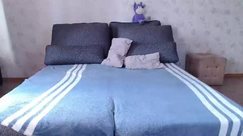Snapshot of evaa_love_ chatting on 06-22-26, 10:45 Eva online show from 06-22-26, 10:45