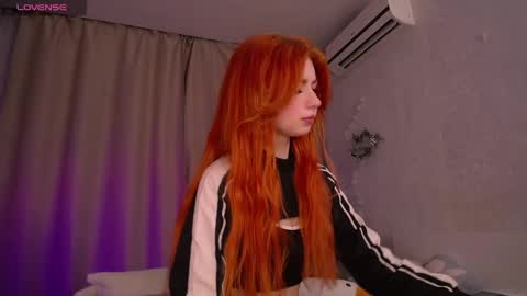 Snapshot of evaa_moonn_ chatting on 01-20-25, 08:52 Eva online show from 01-20-25, 08:52