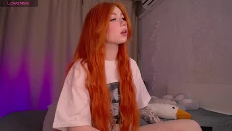 Snapshot of evaa_moonn_ chatting on 03-08-25, 09:06 Eva online show from 03-08-25, 09:06