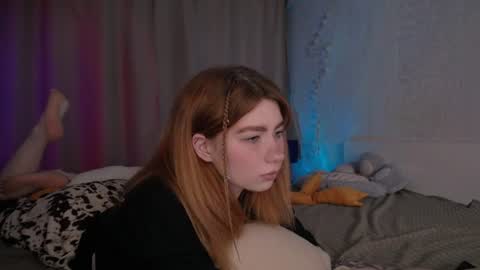 Snapshot of evaa_moonn_ chatting on 07-21-26, 03:14 Eva online show from 07-21-26, 03:14
