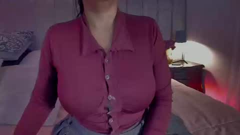 Snapshot of evaa_stevens chatting on 07-07-26, 08:24 julieth online show from 07-07-26, 08:24