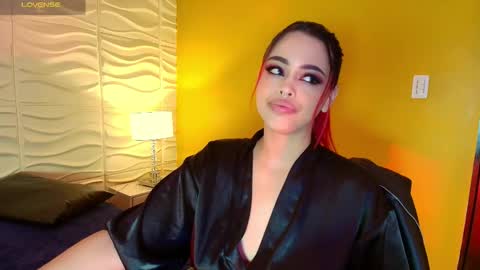 evaafoxxy_ online show from 10-16-25, 11:55