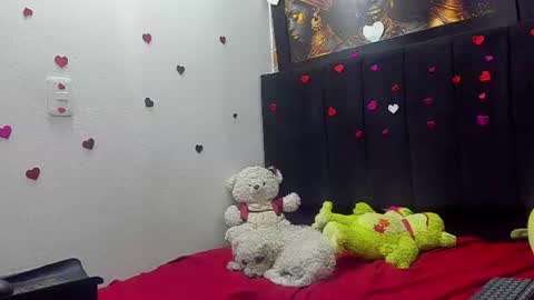 Snapshot of evaaross chatting on 07-18-26, 10:35 Eva online show from 07-18-26, 10:35