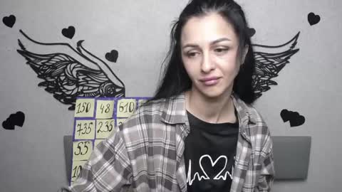 EvaClarkk online show from 06-01-26, 05:09