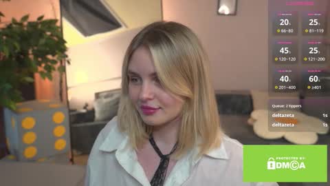 Snapshot of evaeva_0 chatting on 11-18-25, 04:00 Eva online show from 11-18-25, 04:00