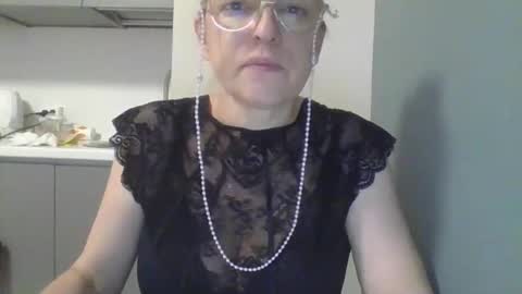 evaglad online show from 09-20-25, 03:51