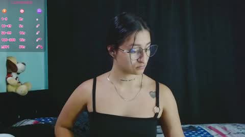 Evah Lee online show from 10-05-25, 03:16