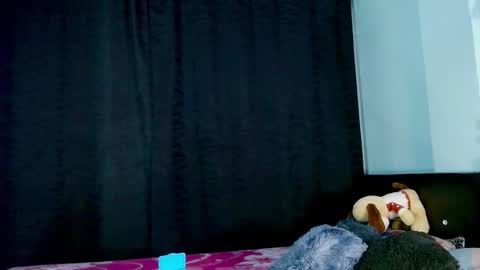 Evah Lee online show from 11-26-25, 03:40