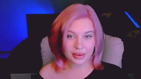 Eva online show from 09-18-25, 06:04